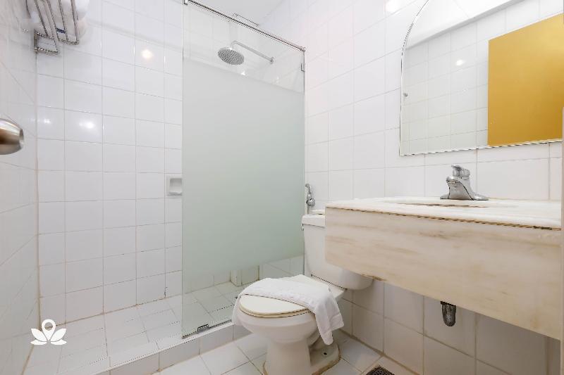 Zen Rooms Aloha Manila Bay מראה חיצוני תמונה